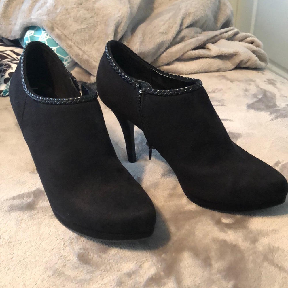 Black heels